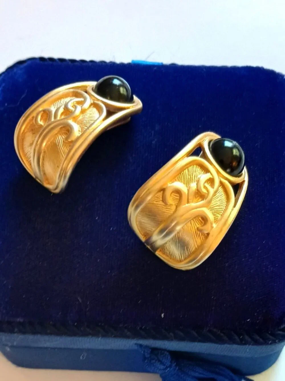 Vintage Gold Tone Etched Earrings Large Black Cabochon Clip Ons